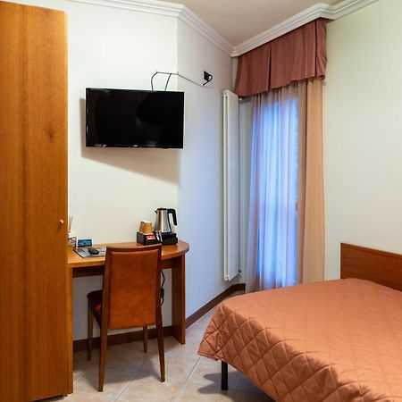 Hotel Romagna Baveno Buitenkant foto