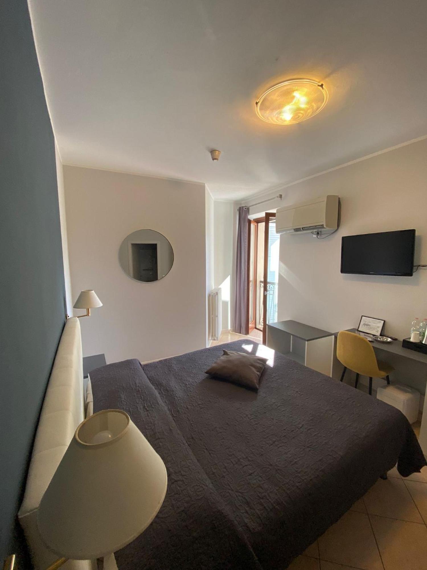 Hotel Romagna Baveno Buitenkant foto