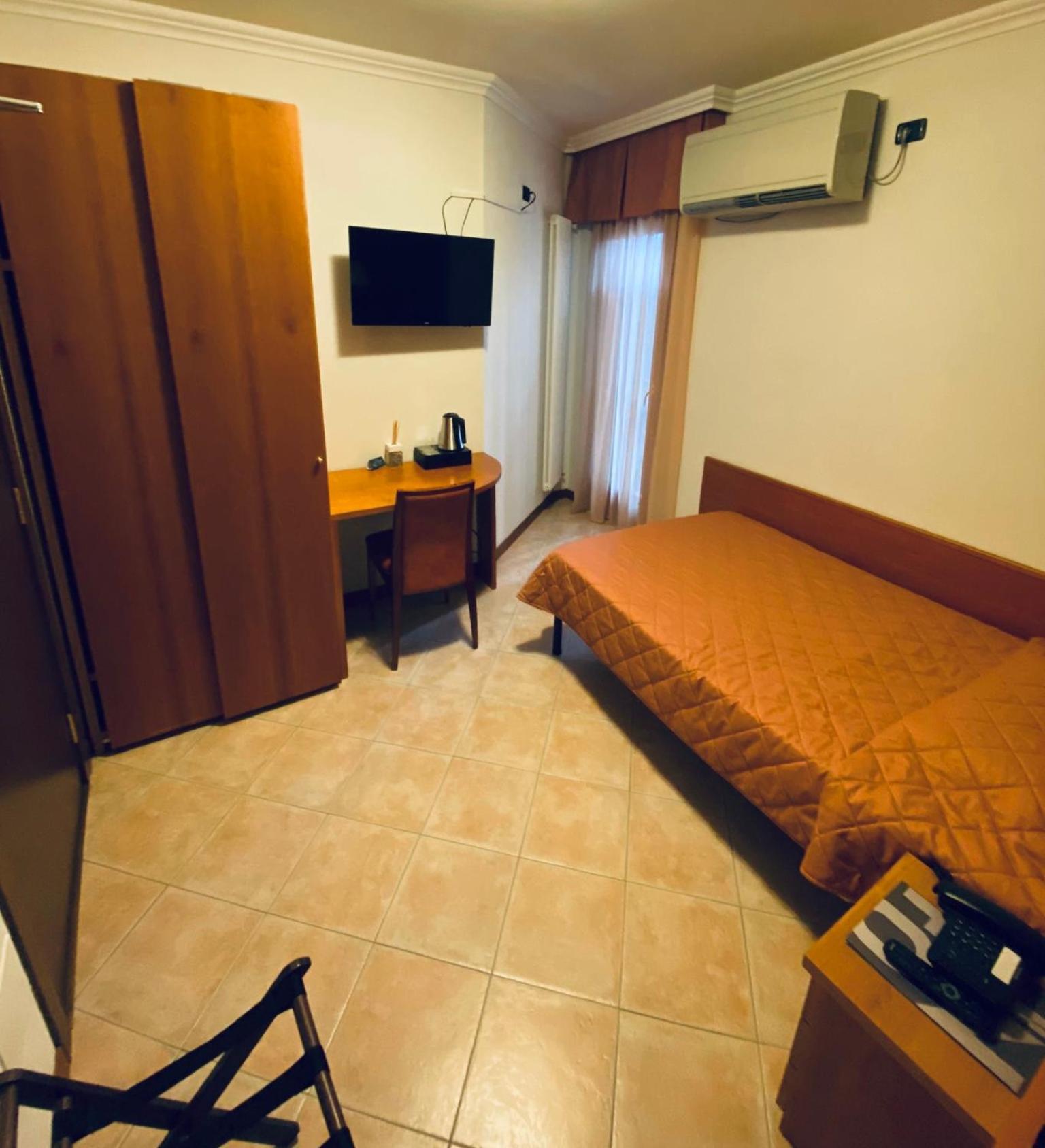 Hotel Romagna Baveno Buitenkant foto