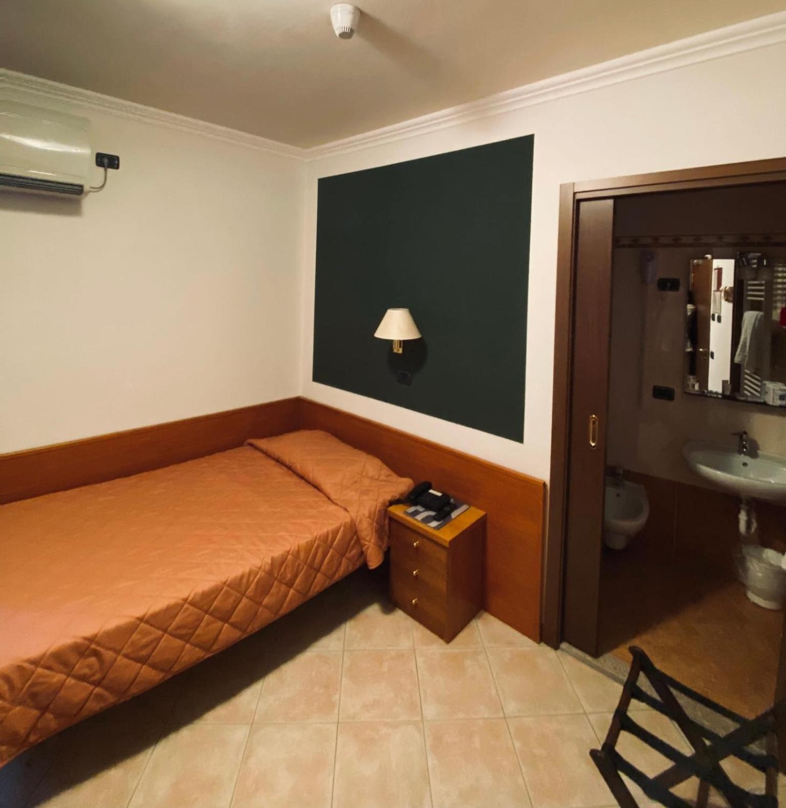 Hotel Romagna Baveno Buitenkant foto