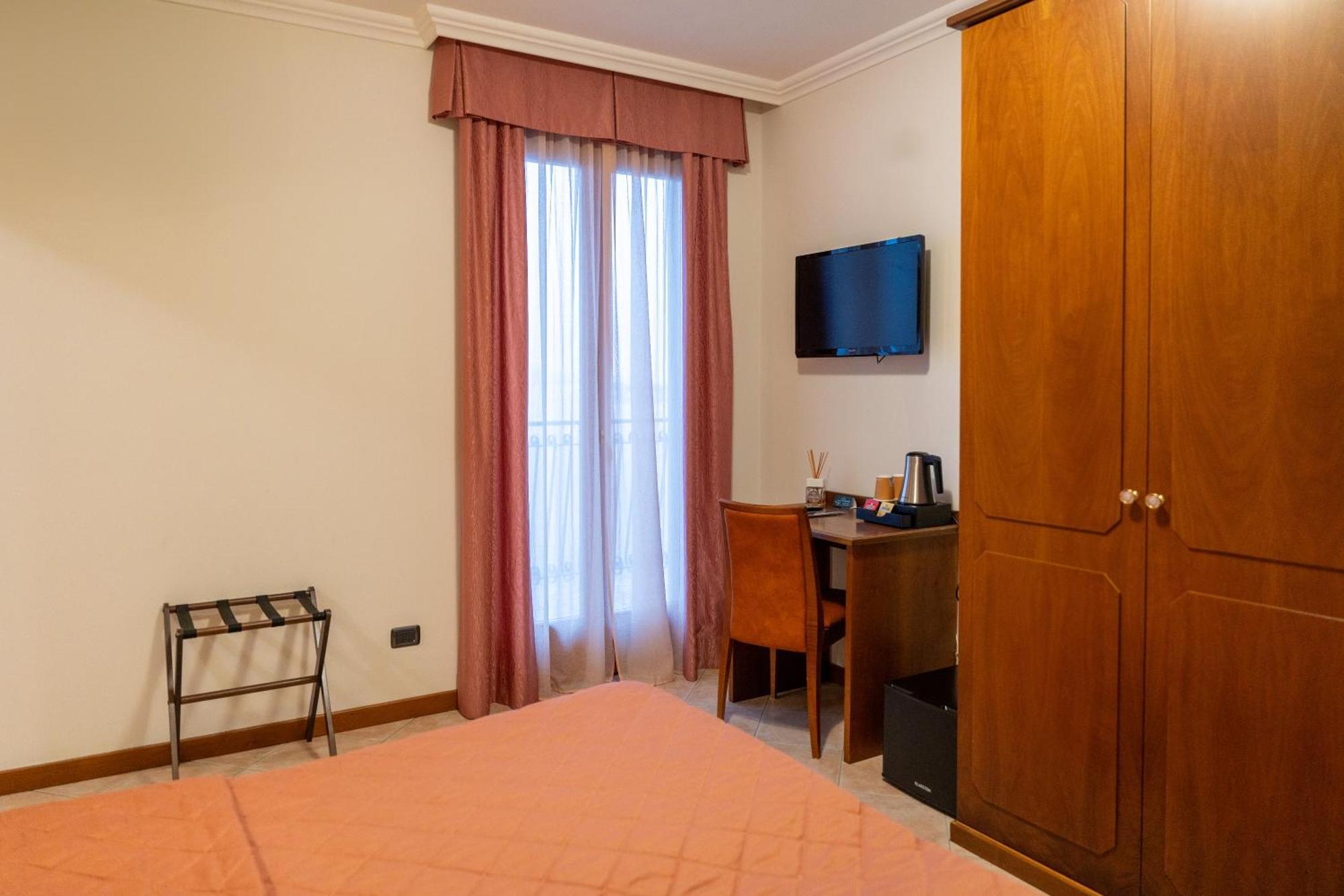 Hotel Romagna Baveno Buitenkant foto