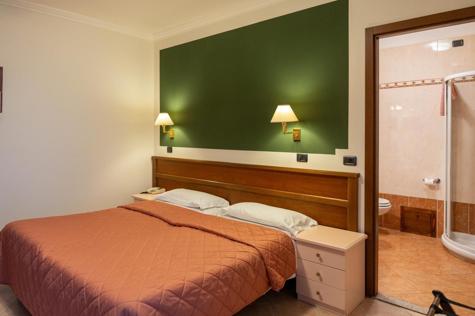 Hotel Romagna Baveno Buitenkant foto