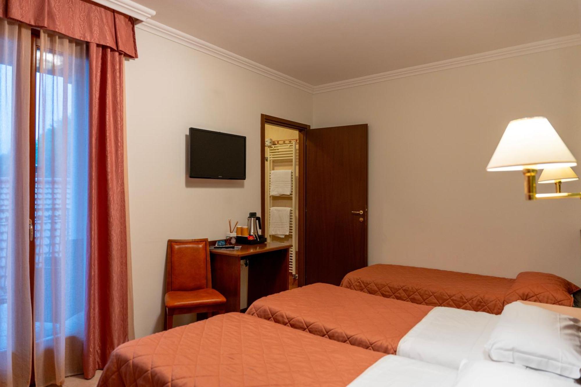 Hotel Romagna Baveno Buitenkant foto